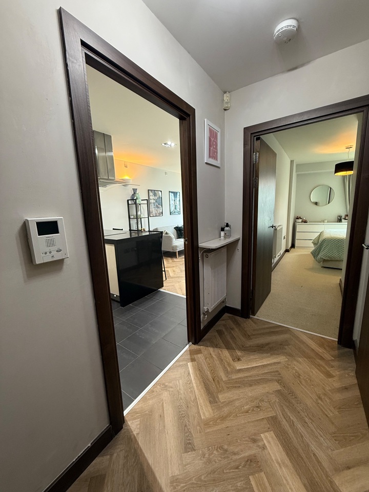 Additional image 7 of 1 Bed Flat, Bridges Court Road, SW11, N1 7GU