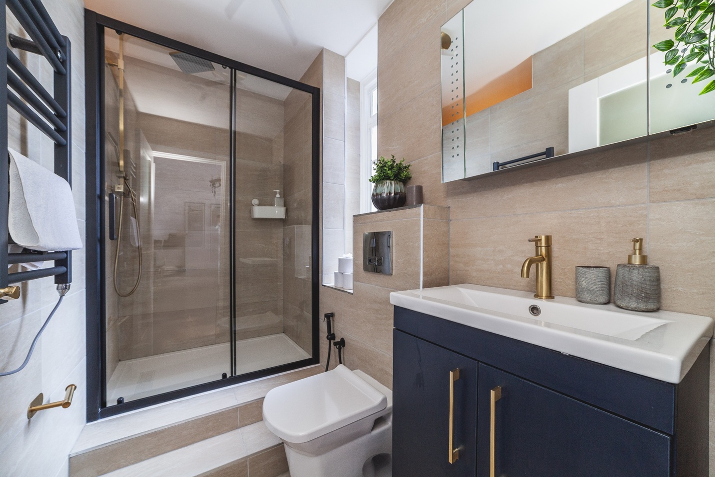 Additional image 4 of 3 Bed Flat, St. Johns Court, NW3, N1 7GU