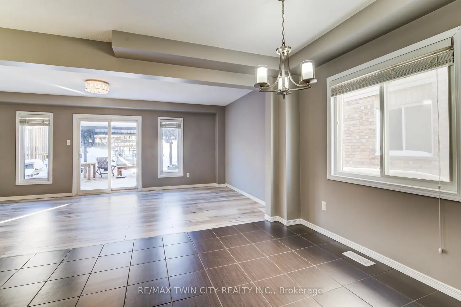 Additional image 3 of 55 Upper Mercer Street