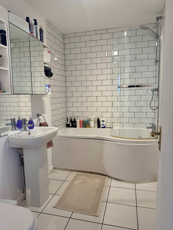 Additional image 6 of 2 Bed Maisonette, Pelter Street, E2, N1 7GU