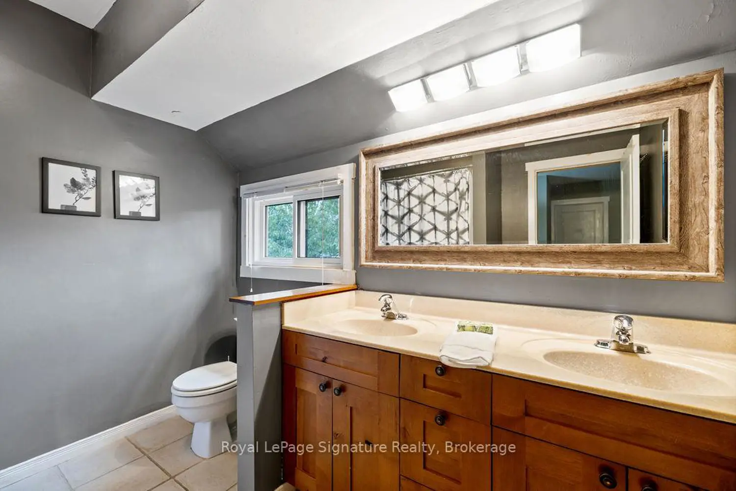 Additional image 9 of 124 Escarpment Crescent