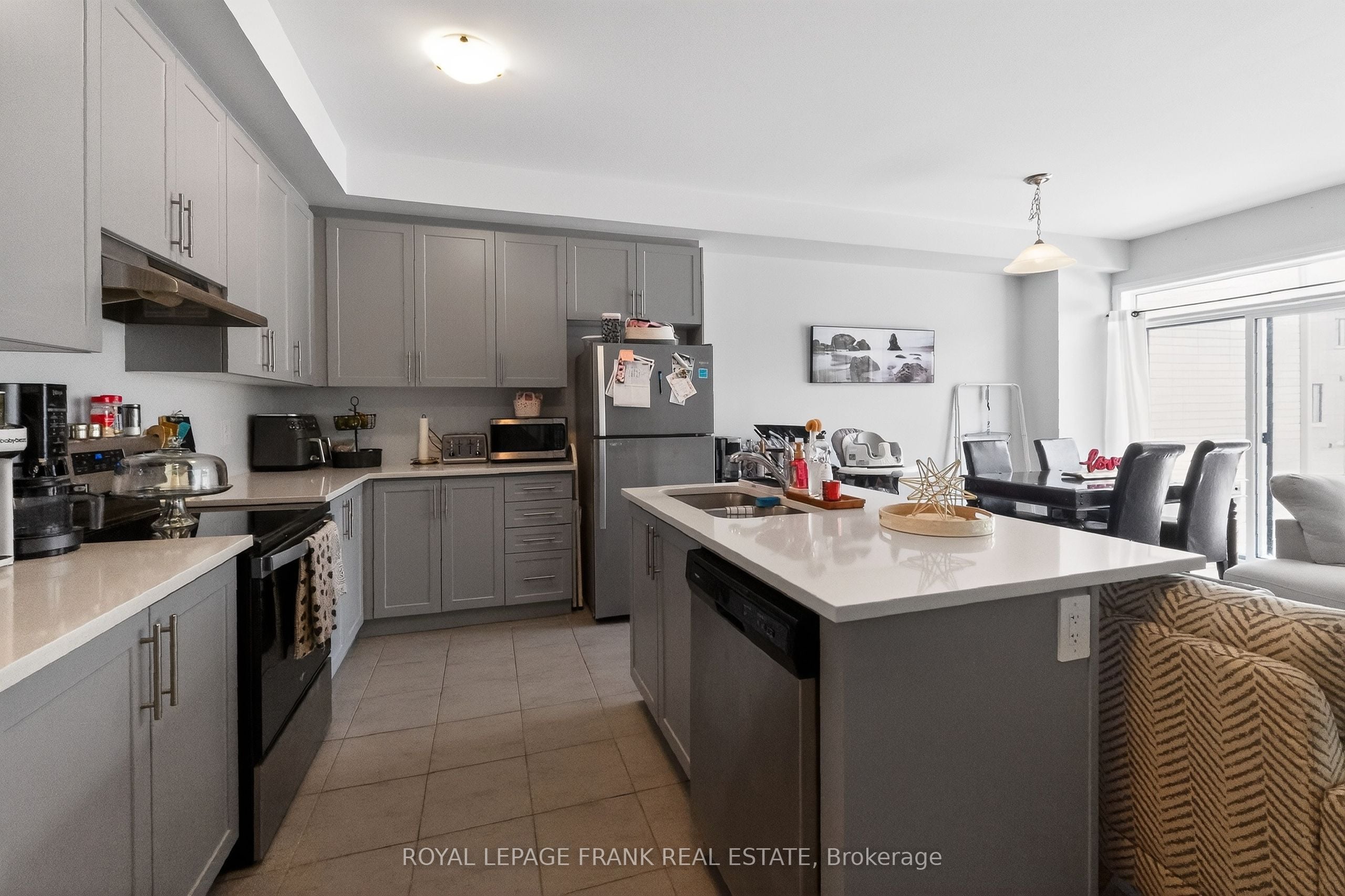 Additional image 4 of 28 Corley Street, Kawartha Lakes, ON, K9V 6C2