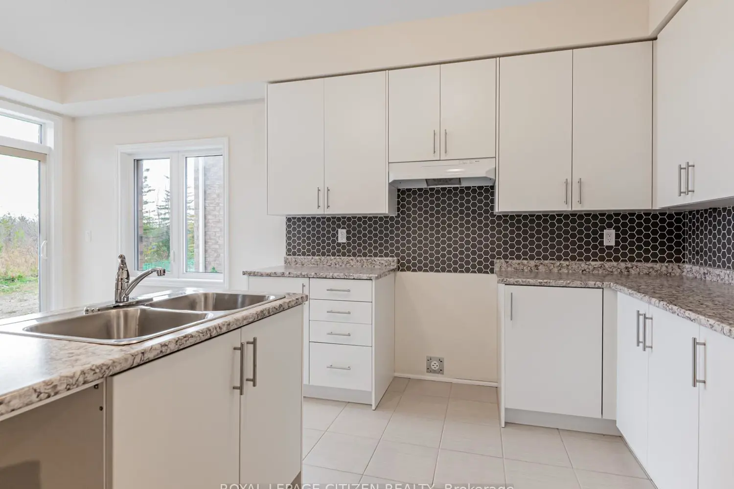 Additional image 12 of 7 Jeanne Pynn Avenue