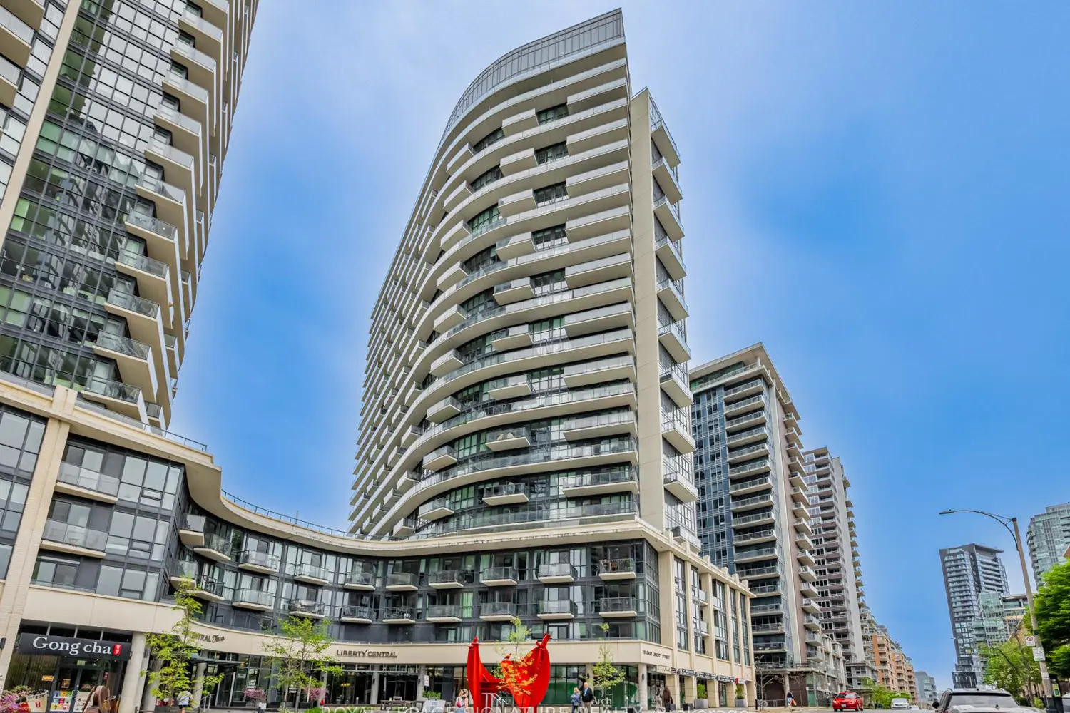 Additional image 16 of 51 East Liberty Street 202