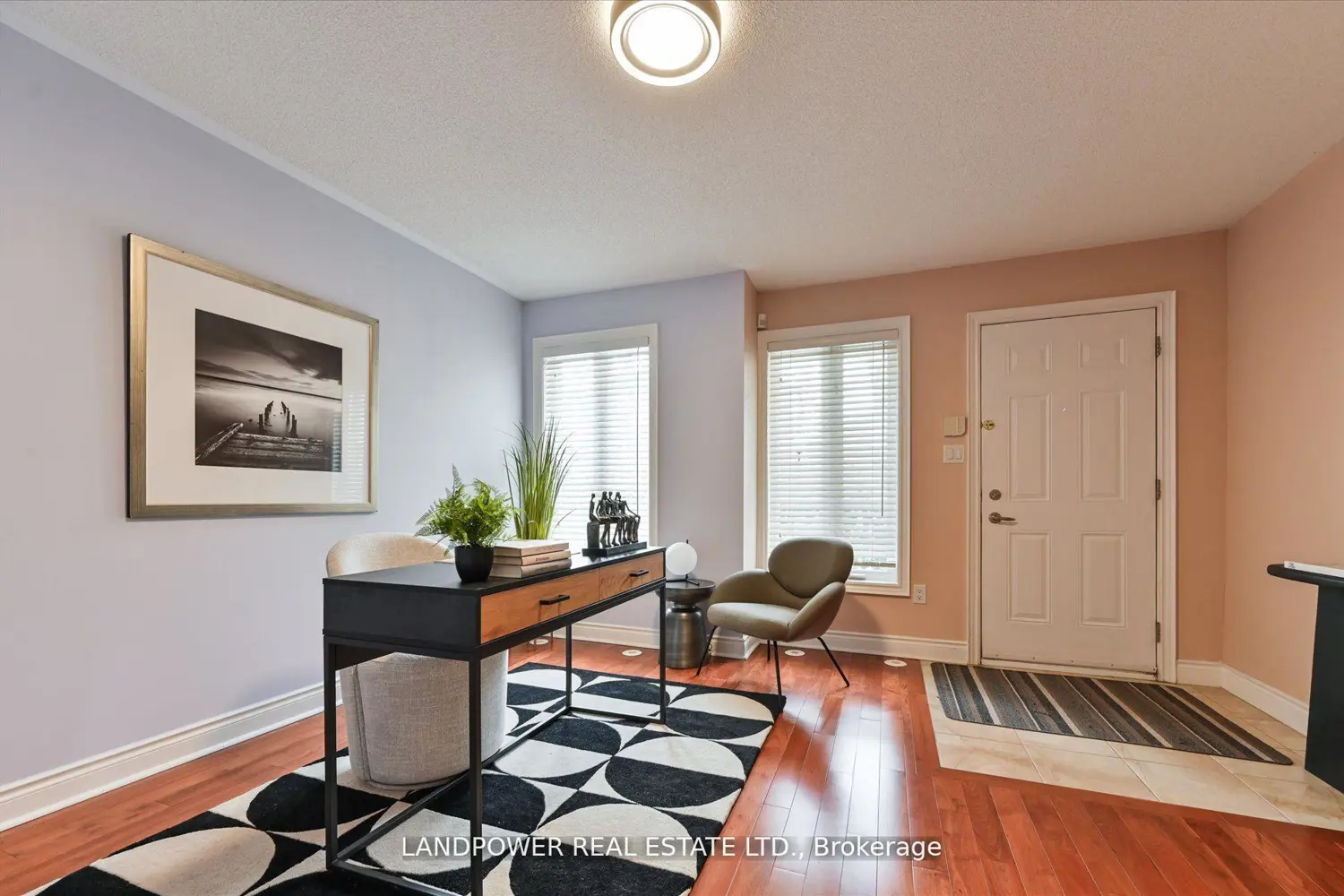 7 Saddlecreek Drive photo 2