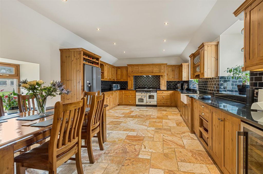 Additional image 4 of 6 bed detached house for saleLaigh Blackmoss, Strathaven ML10