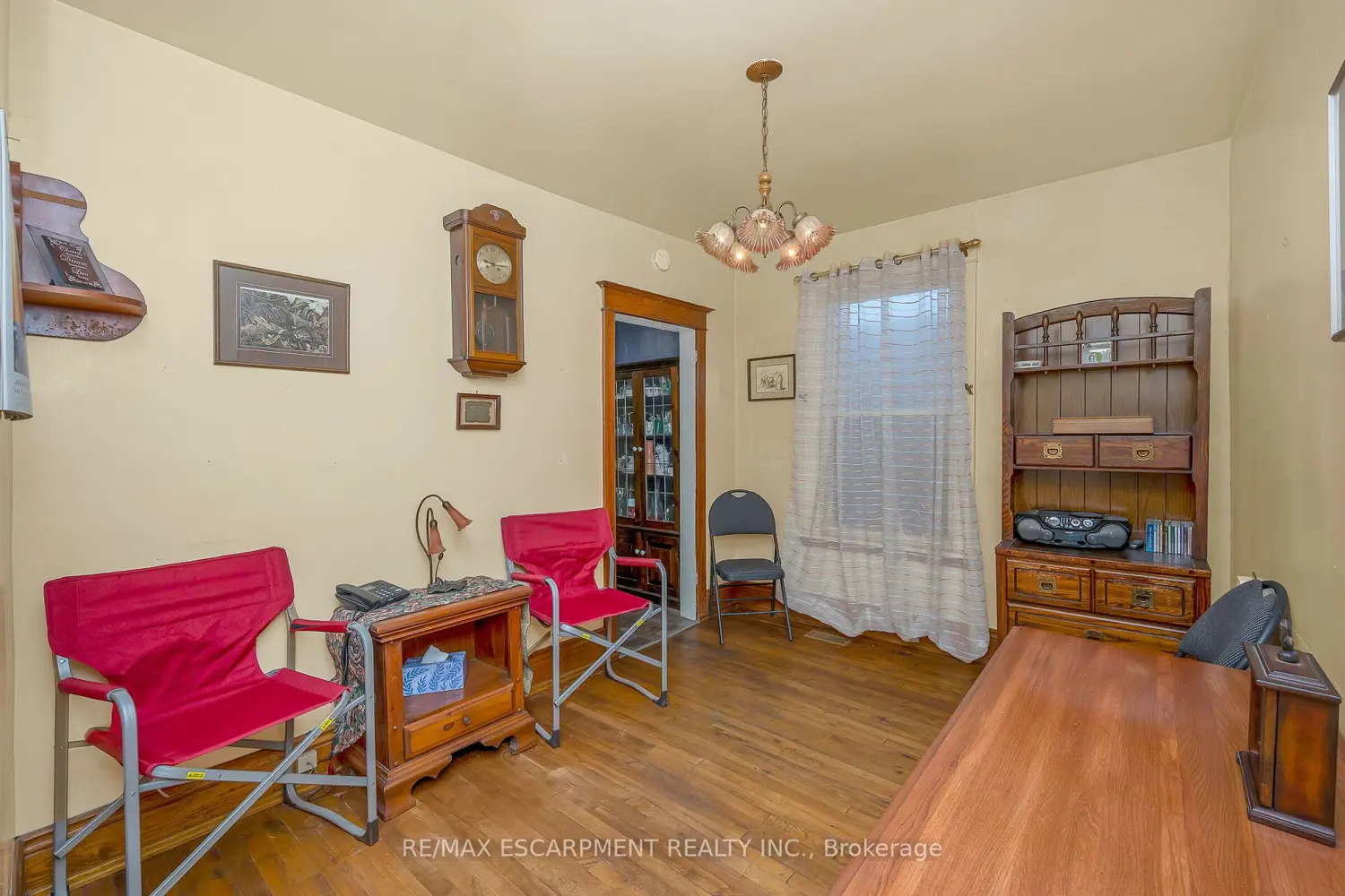 Additional image 9 of 31 1/2 Garside Avenue