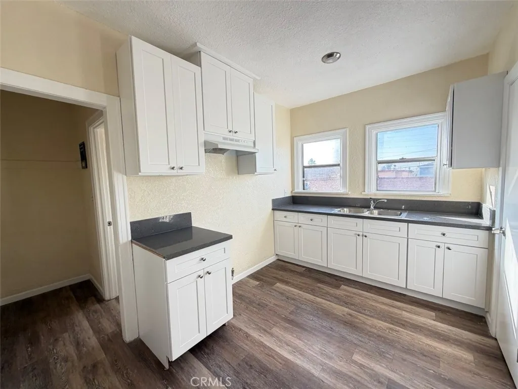 Additional image 4 of 932 W 74th Street, Los Angeles, CA 90717