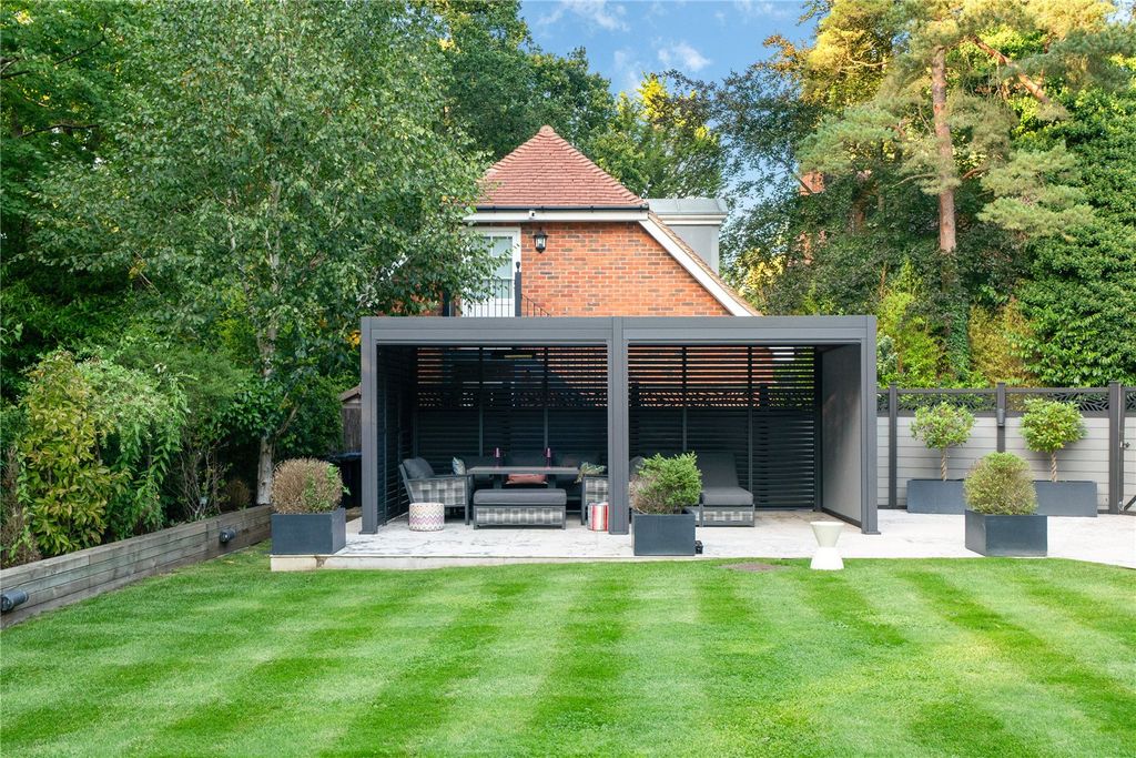 Additional image 17 of 6 bed detached house for saleHeathfield Avenue, Sunninghill, Berkshire SL5
