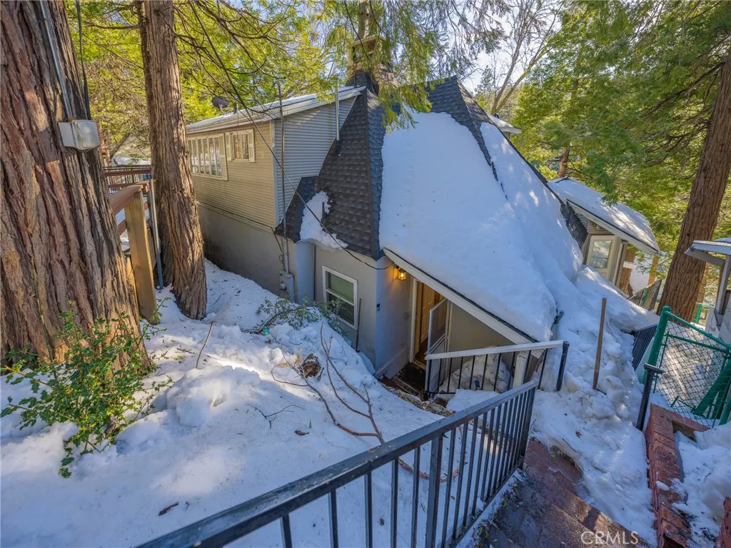 Additional image 7 of 233 Corona Ln, Lake Arrowhead, CA 92352