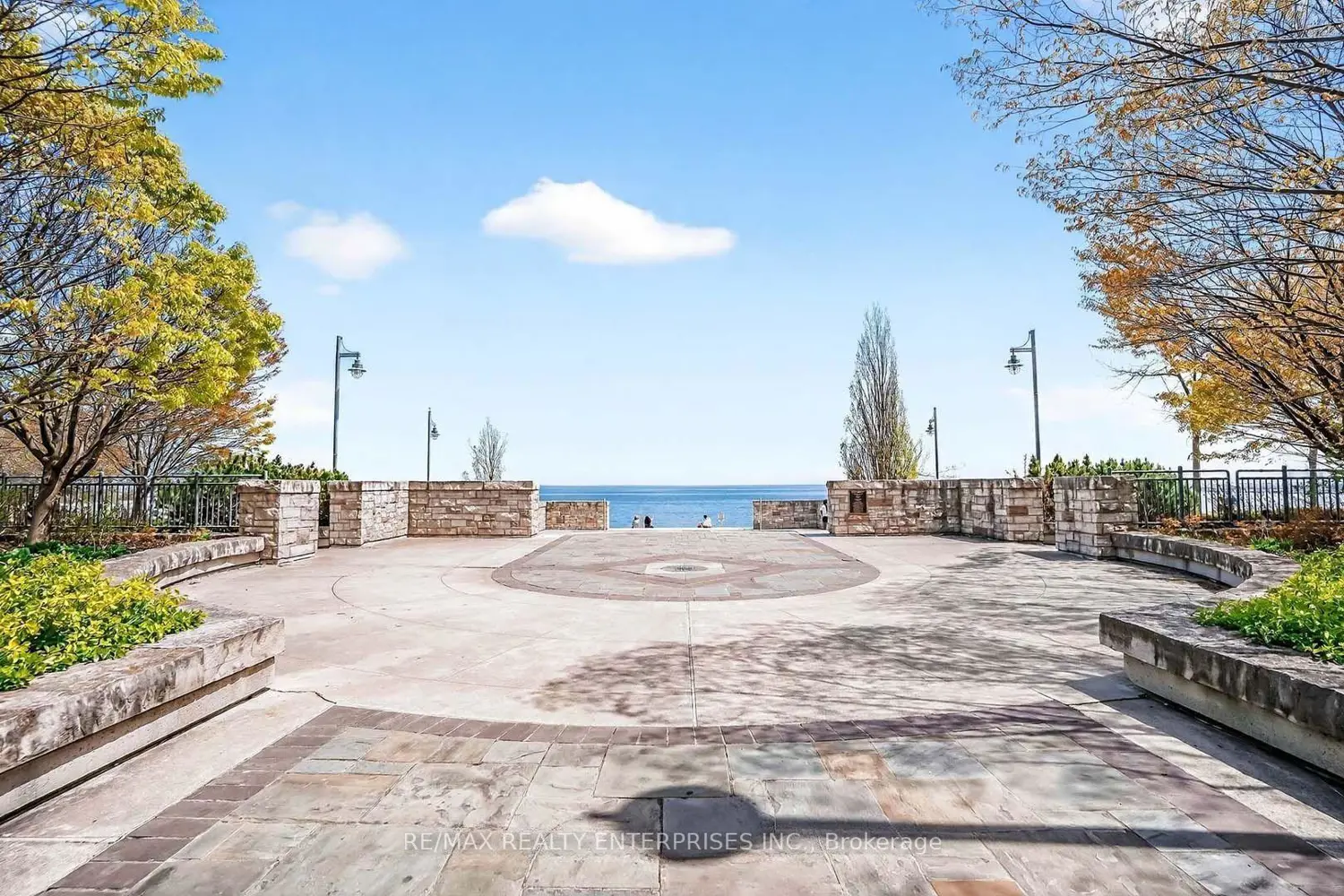 Additional image 17 of 65 Port Street 503