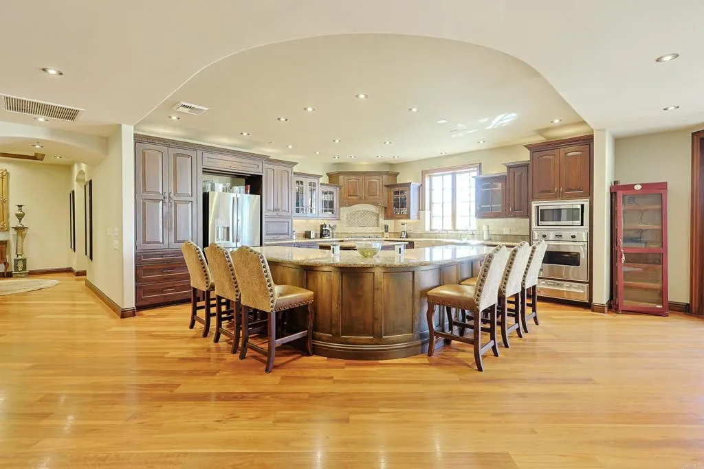 Additional image 12 of 120 C Avenue Unit 201, Coronado, CA 92118