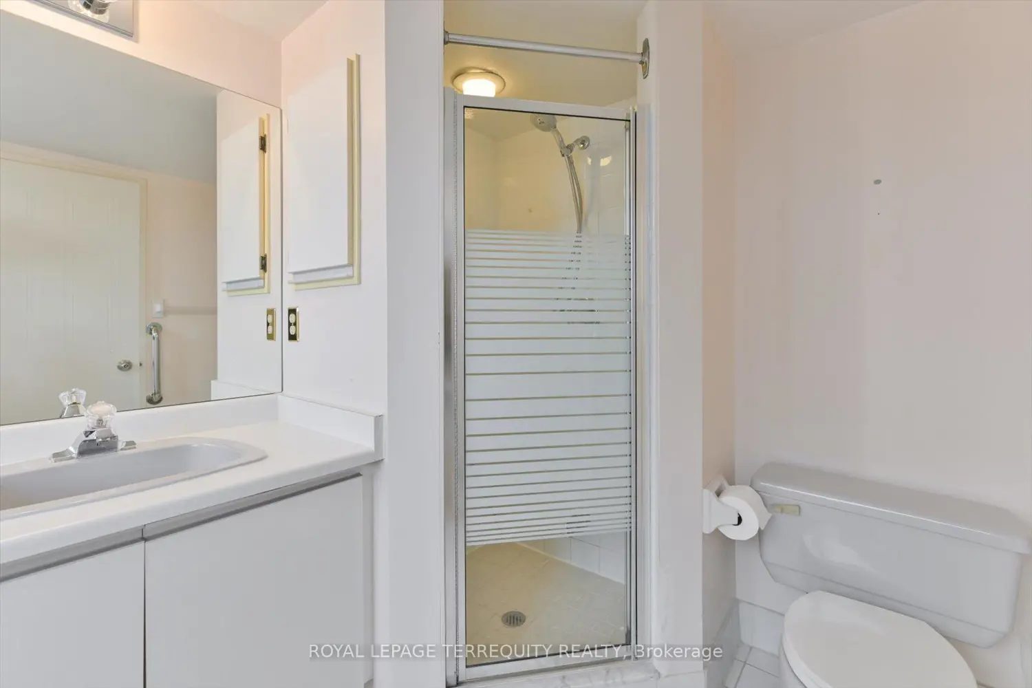 Additional image 16 of 5 Kenneth Avenue 907