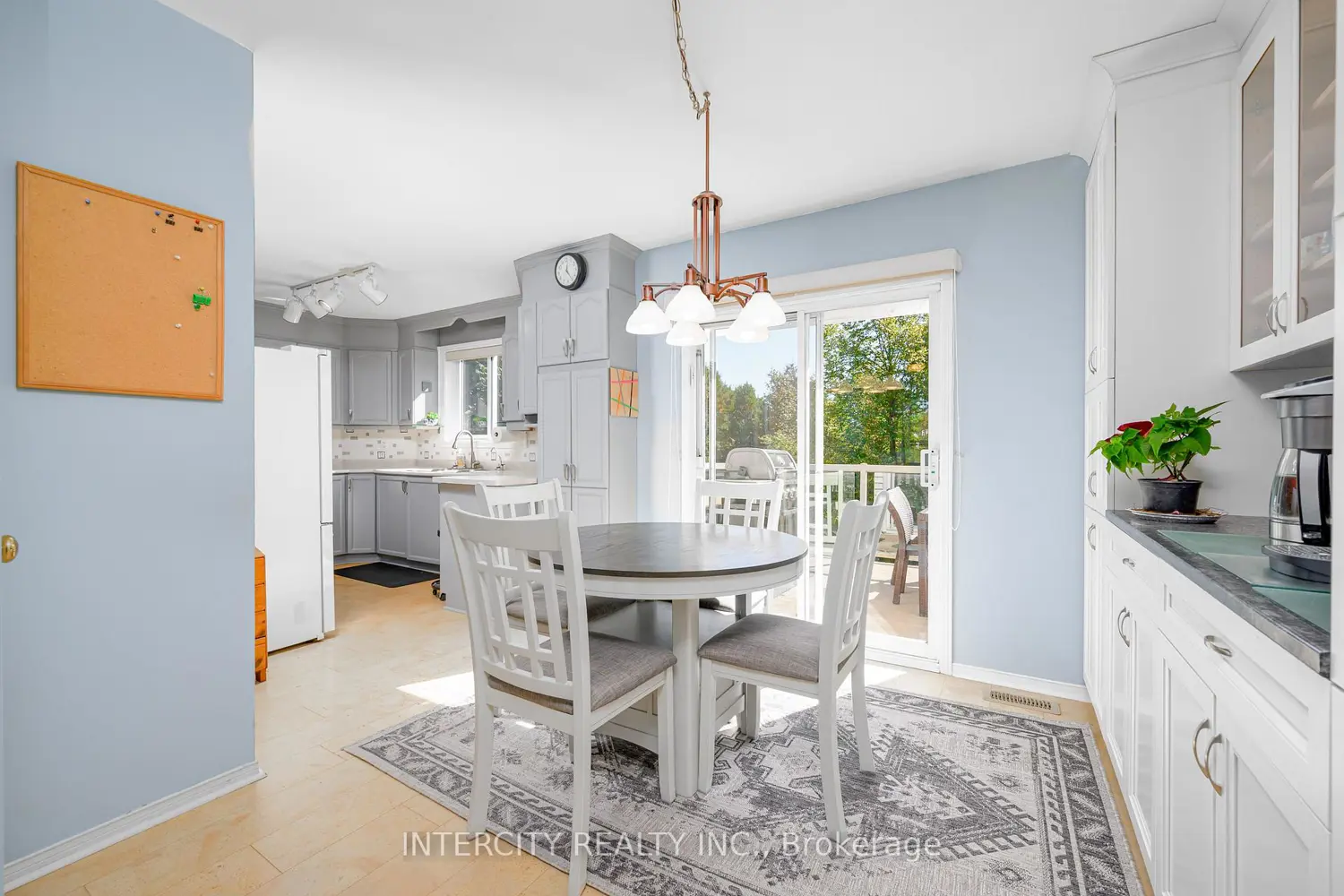 Additional image 3 of 48 Champlain Boulevard