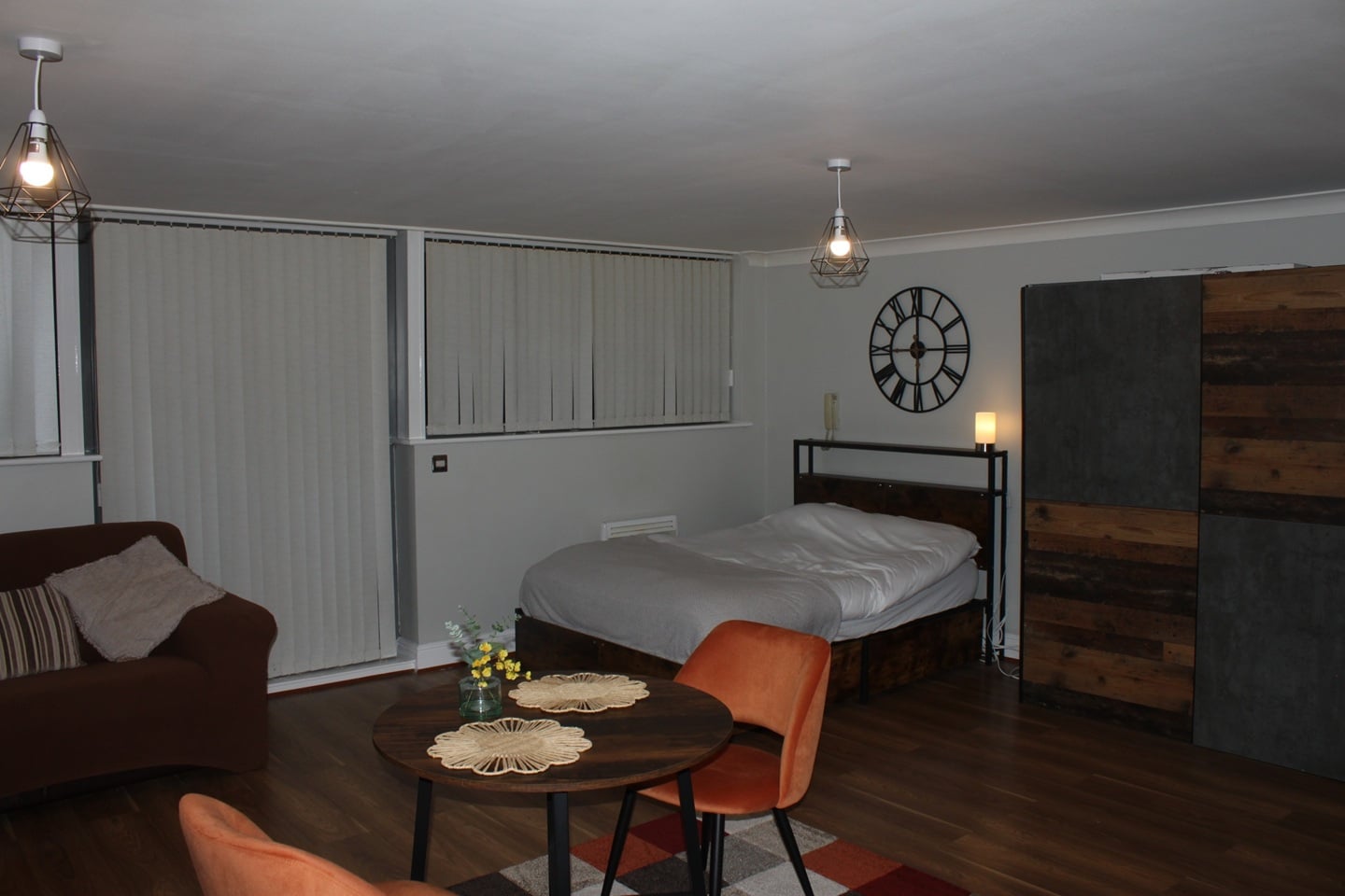 Studio Flat, Francis Road, B16, N1 7GU