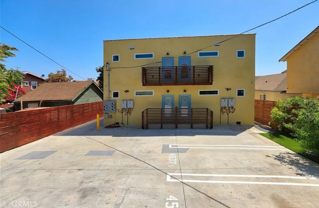 Additional image 22 of 4539 St Elmo Drive, Los Angeles, CA 90019
