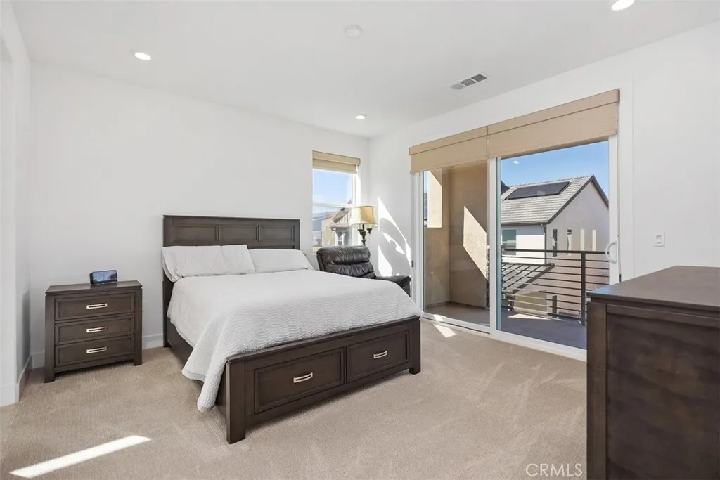 Additional image 39 of 218 Sora, Irvine, CA 92618