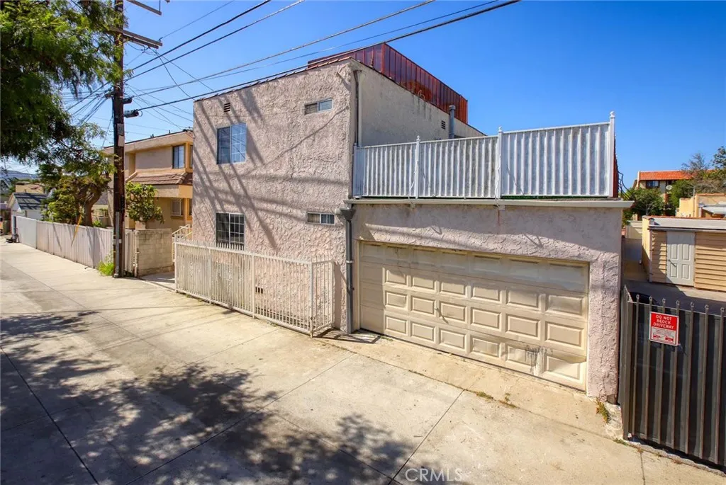 1020 Raymond Ave Unit A, Glendale, CA 91201