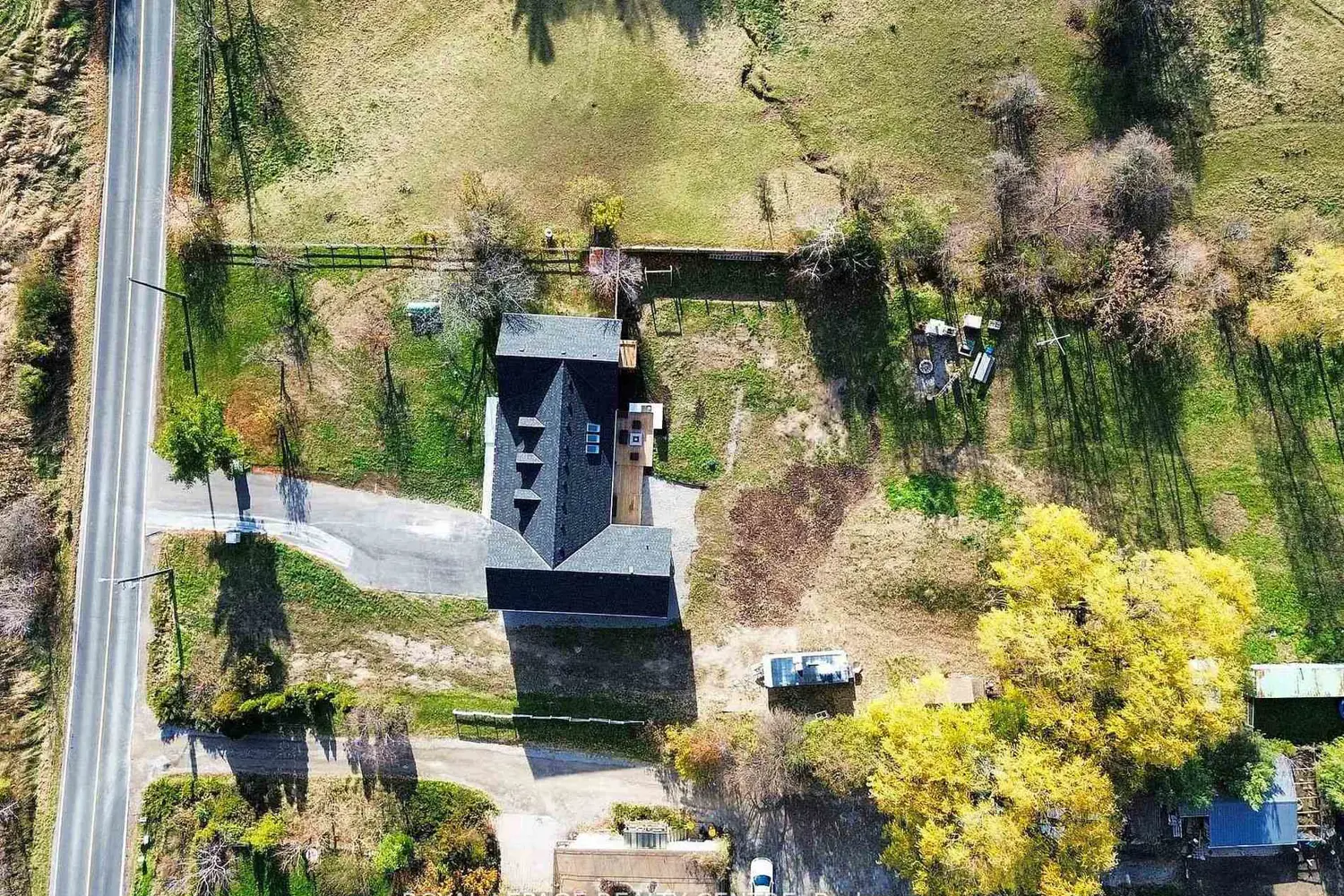 Additional image 20 of 521 Old York Road