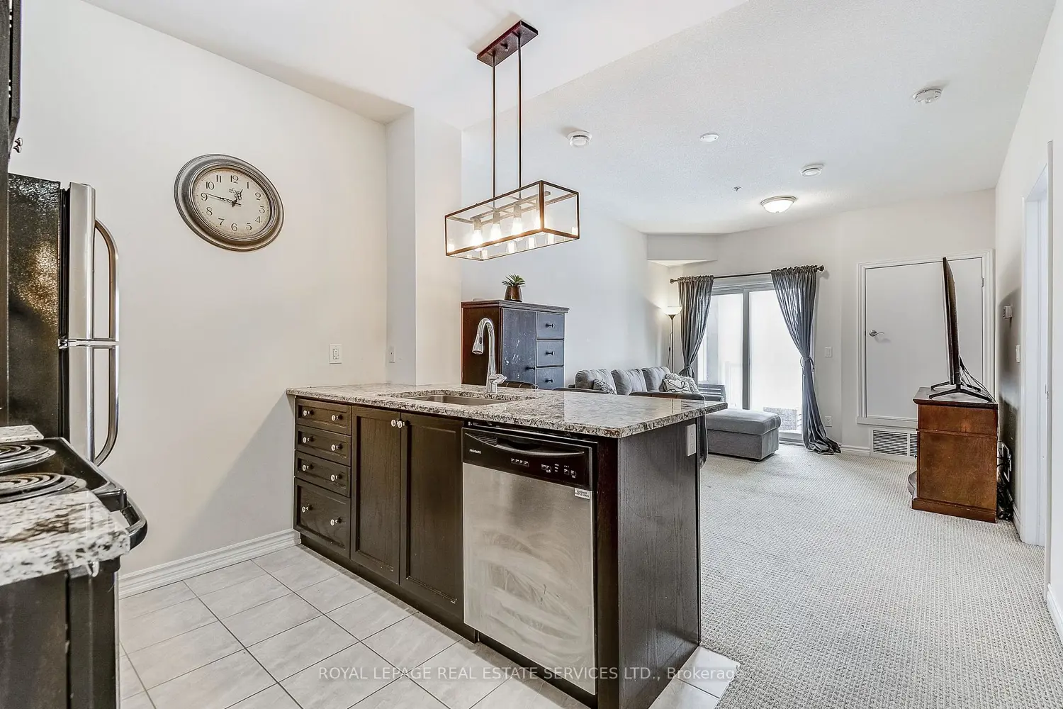 Additional image 3 of 1360 Costigan Road 211