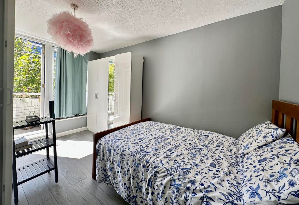 Additional image 6 of Studio Flat, Broadwood Terrace, W8, N1 7GU