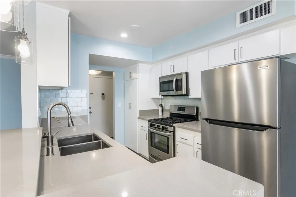 Additional image 8 of 4520 Natick Ave, Sherman Oaks, CA 91403