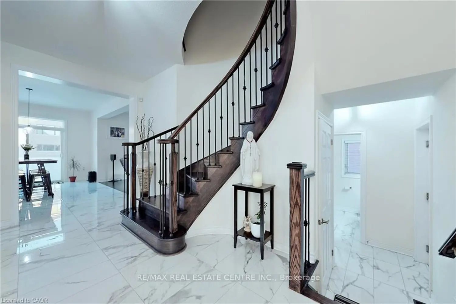 Additional image 14 of 216 Harcourt Crescent