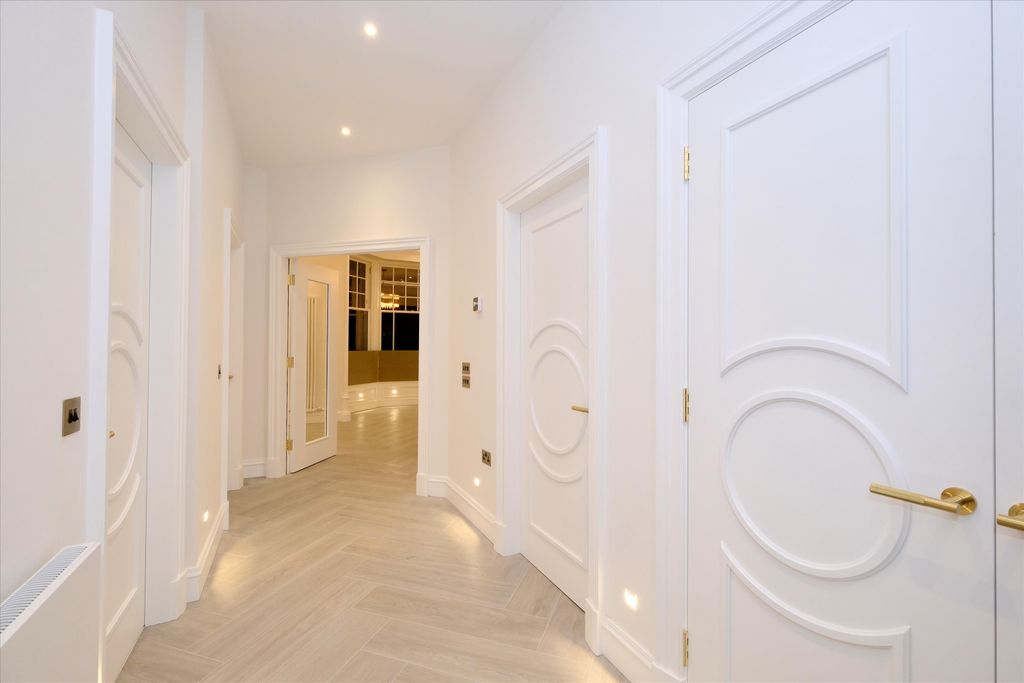 Additional image 5 of 4 bed town house for saleQueens Road, Aberdeen AB15
