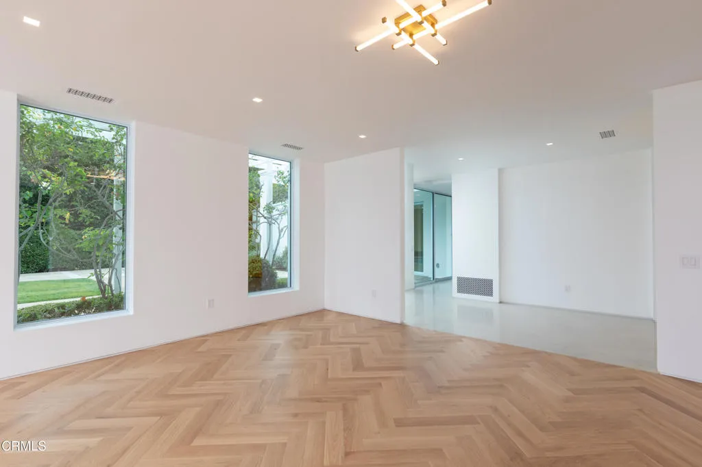 Additional image 12 of 800 Canon Drive, Pasadena, CA 91106