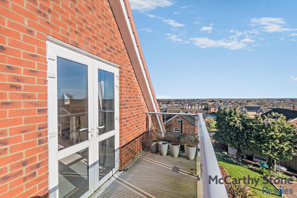 Additional image 2 of 1 bed flat for saleAndrews Court, Molescroft Road, Beverley HU17