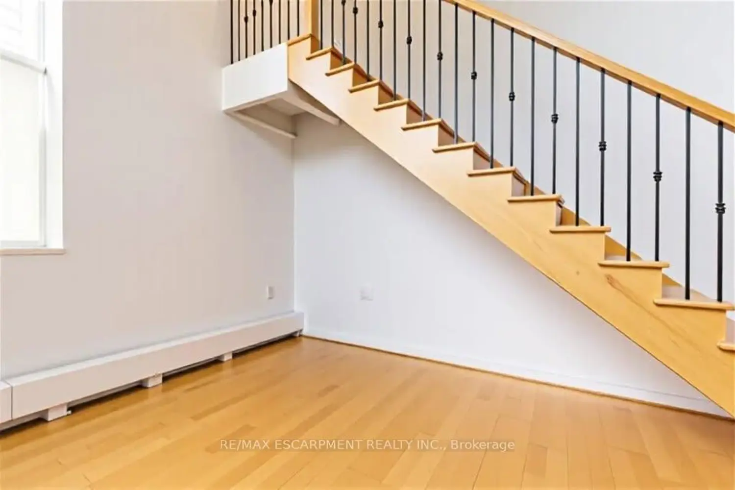 Additional image 13 of 66 Bay Street #106