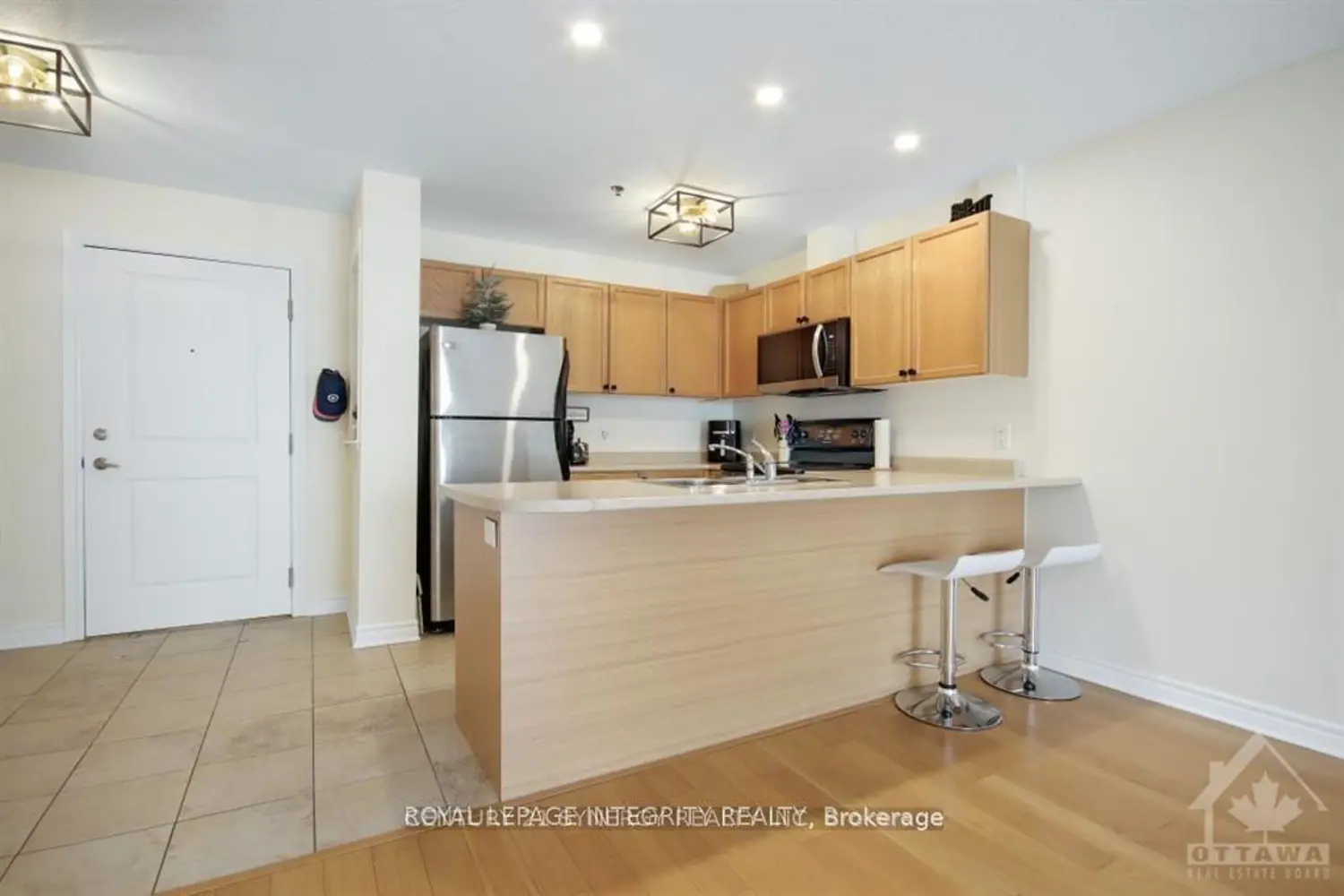 Additional image 9 of 151 Potts Private 303