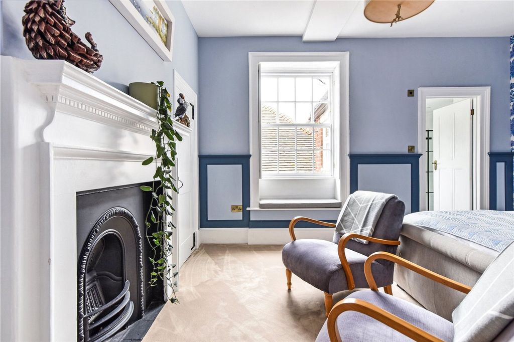 Additional image 15 of 3 bed flat for saleNorth Street, Chichester PO19