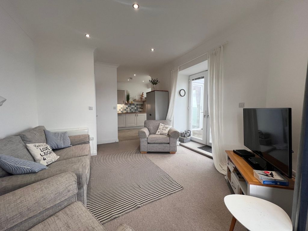 Additional image 7 of 2 bed flat for saleSouth John Street, New Quay SA45