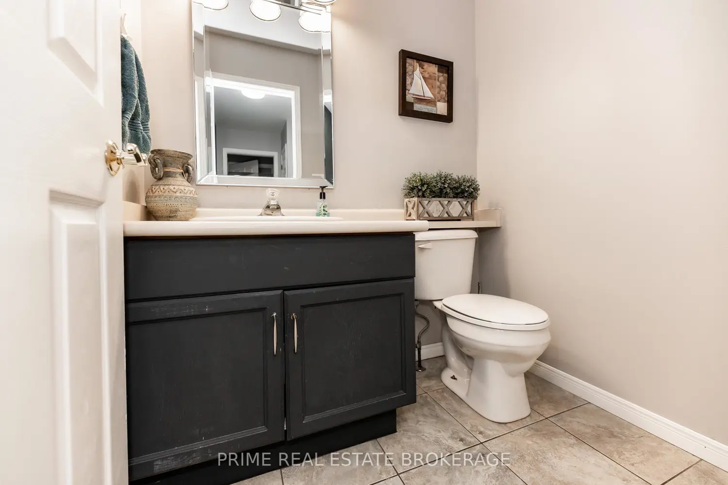 Additional image 5 of 16 Timberlane Crescent