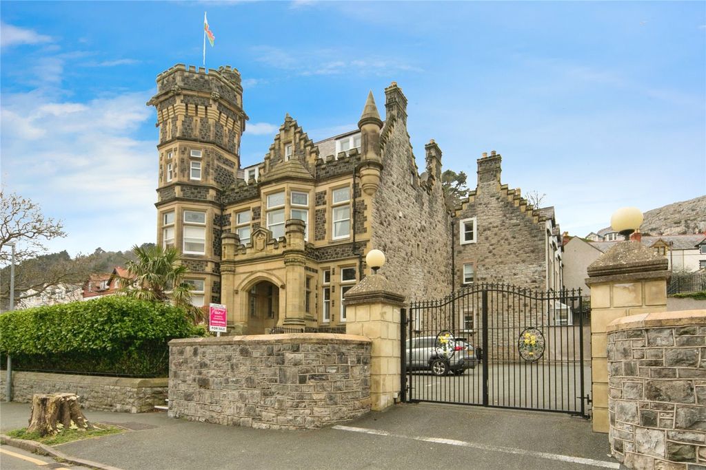 Additional image 22 of 2 bed flat for saleChurch Walks, Llandudno, Conwy LL30