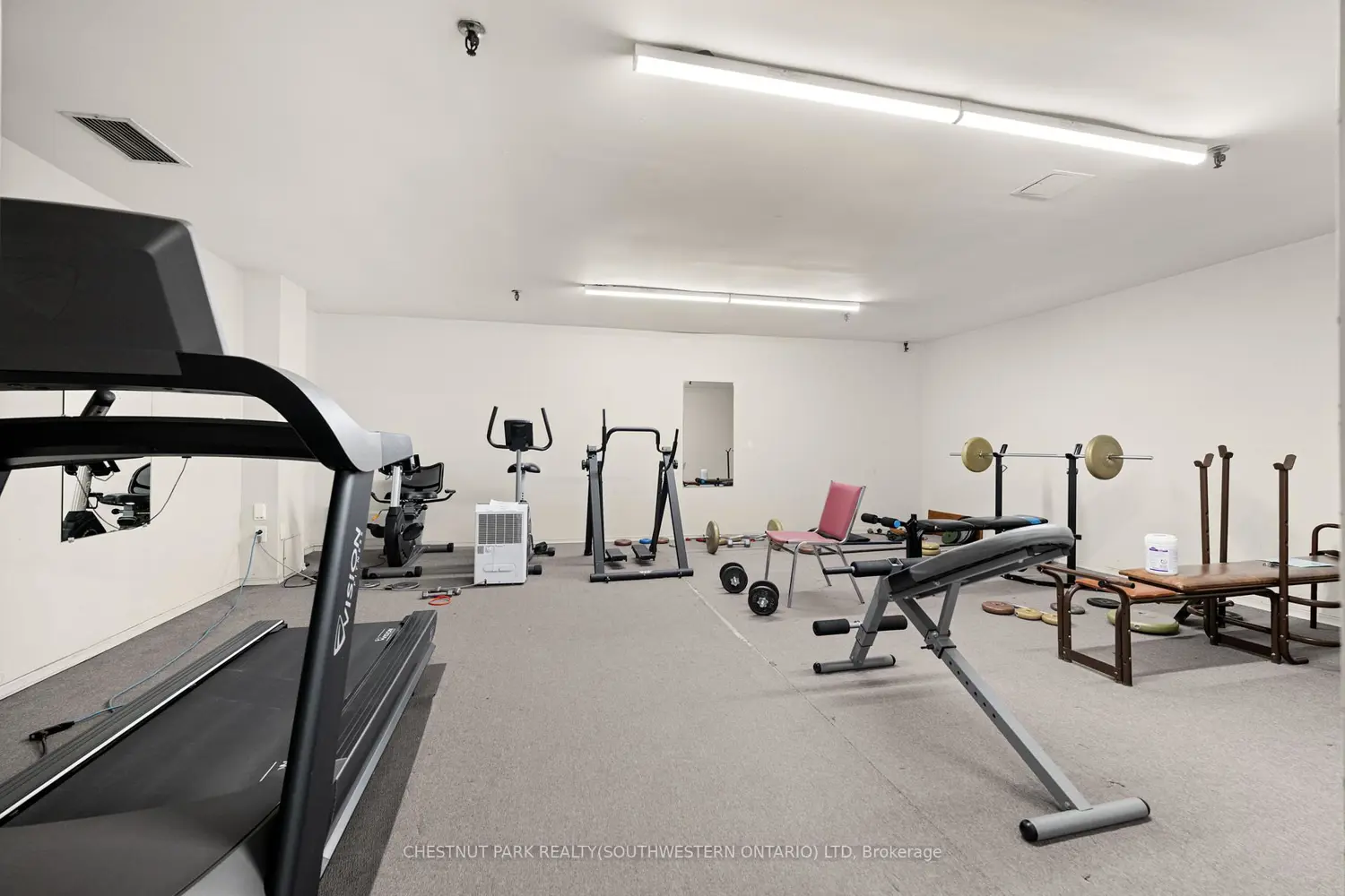 Additional image 14 of 225 Harvard Place 1005