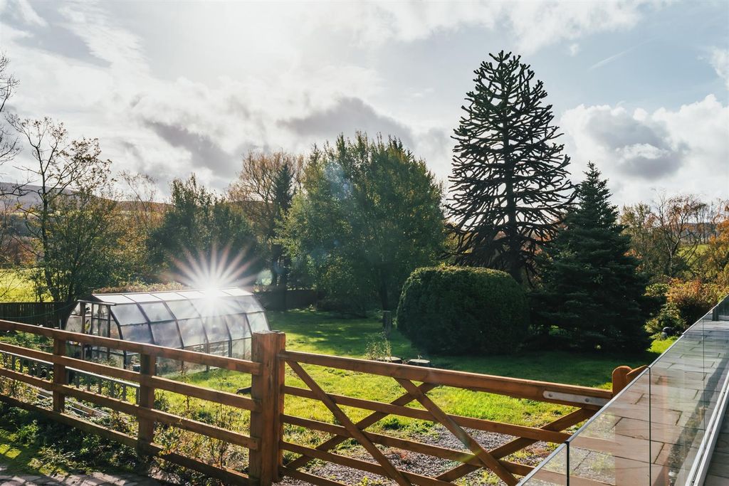 Additional image 54 of 4 bed detached house for saleStation Road, Hope, Hope Valley S33