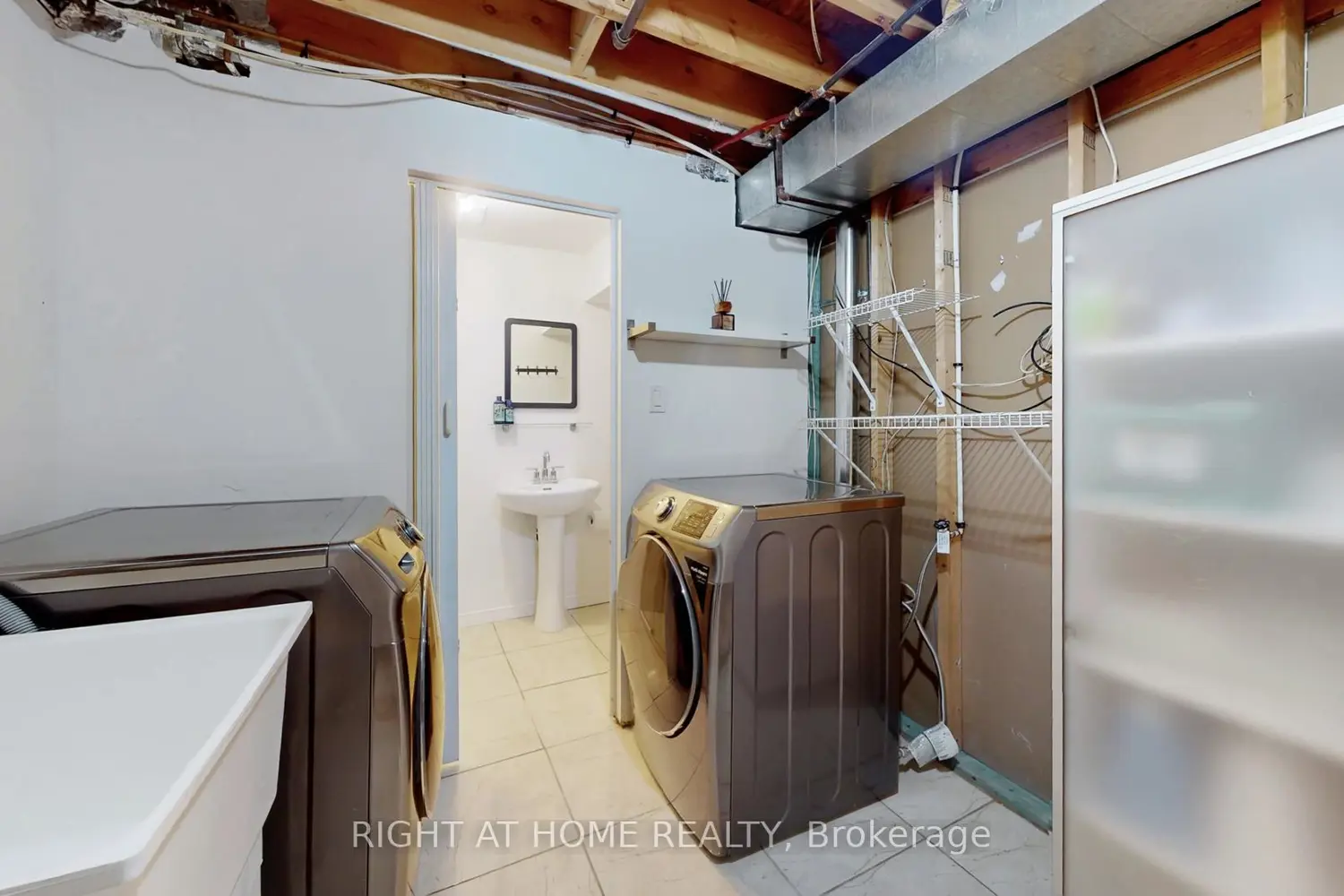 Additional image 12 of 55 Hollybush Drive