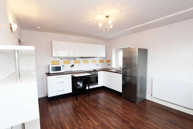 Additional image 2 of Room in a Shared Flat, Pauline House, E1, N1 7GU