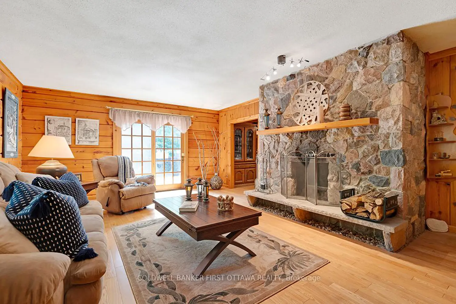 1102 Ebbs Bay Road photo 4