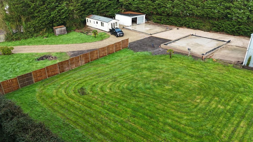 Land for saleScant Road East, Chichester PO18