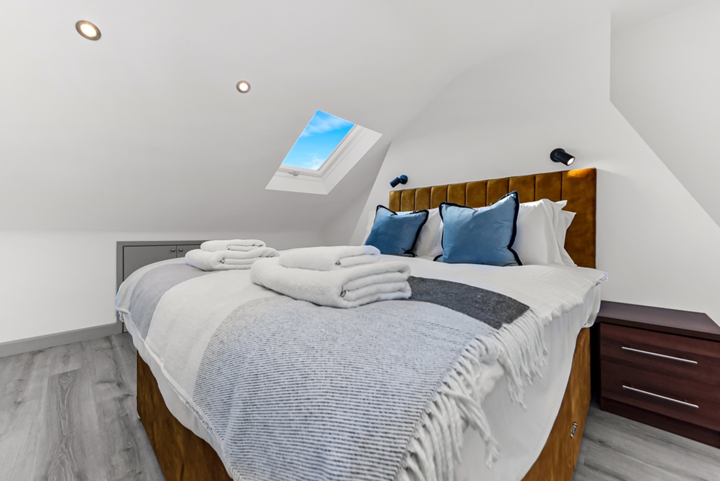 Additional image 2 of 3 Bed Detached House, Venn Street, SW4, N1 7GU