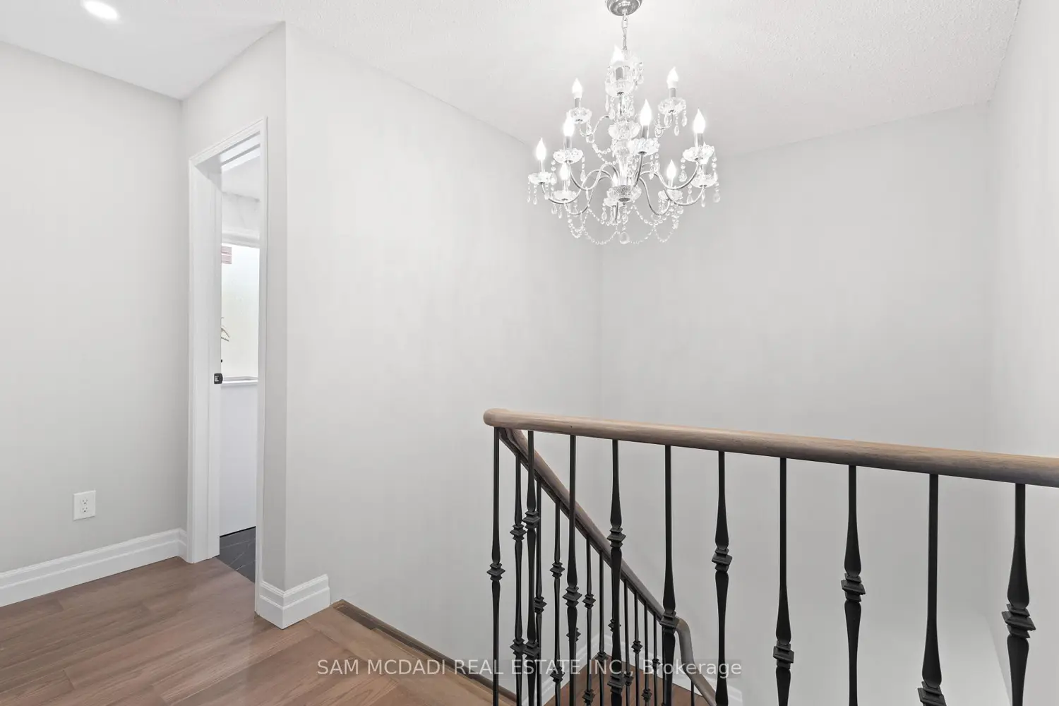 Additional image 9 of 2535 Robin Drive