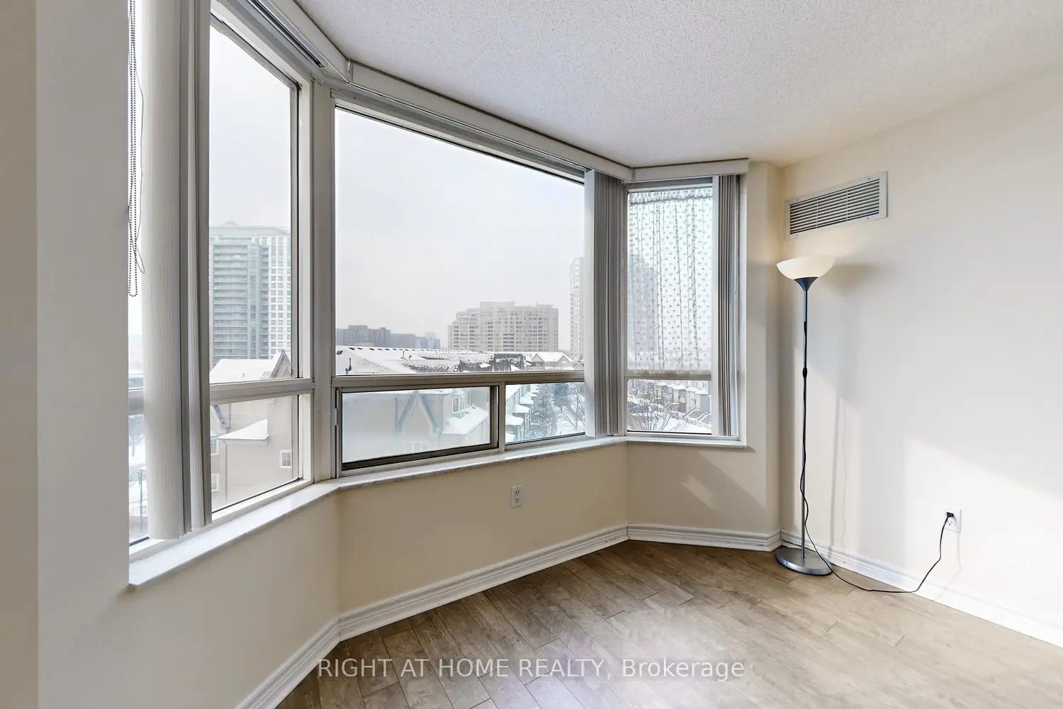 Additional image 8 of 228 Bonis Avenue 608