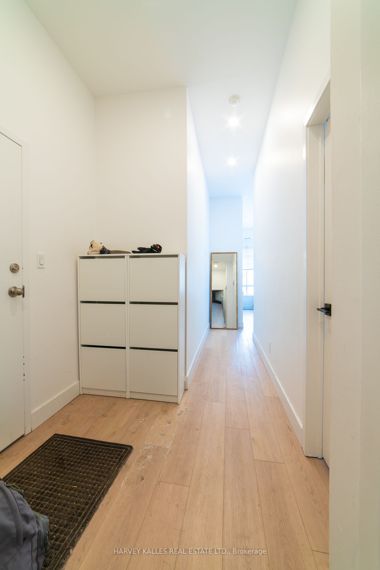 Additional image 2 of 1-409 College Street, Toronto, ON, M5T 1T1