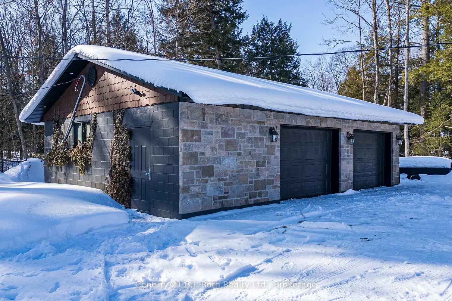 Additional image 12 of 4132 Wainman Line