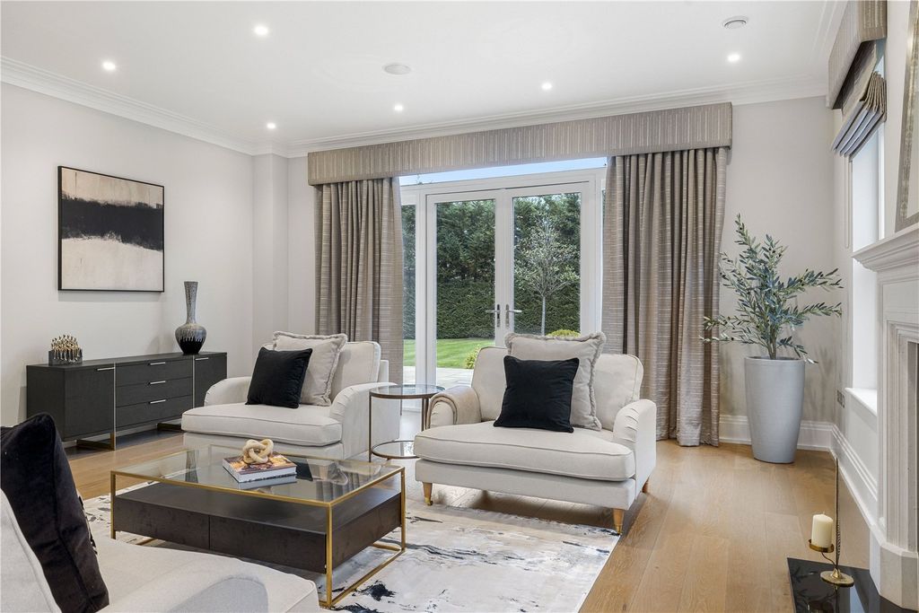 Additional image 15 of 7 bed detached house for salePriory Road, Sunningdale, Berkshire SL5