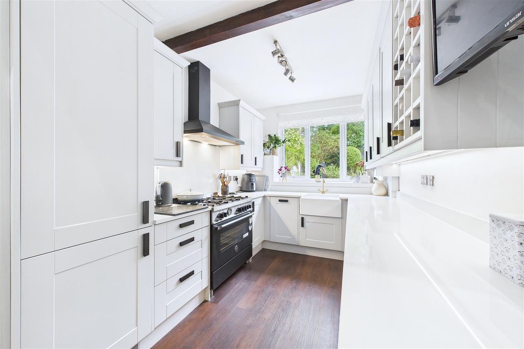 Additional image 6 of 2 bed flat for salePopular Location Close To Hill Road, Clevedon BS21