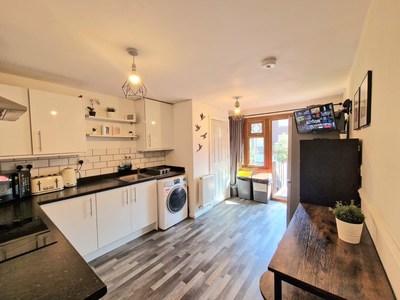 Additional image 14 of Room in a Shared House, Rosedale Avenue, B66, N1 7GU